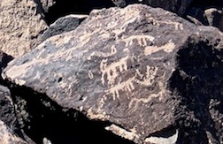 Animal petroglyphs