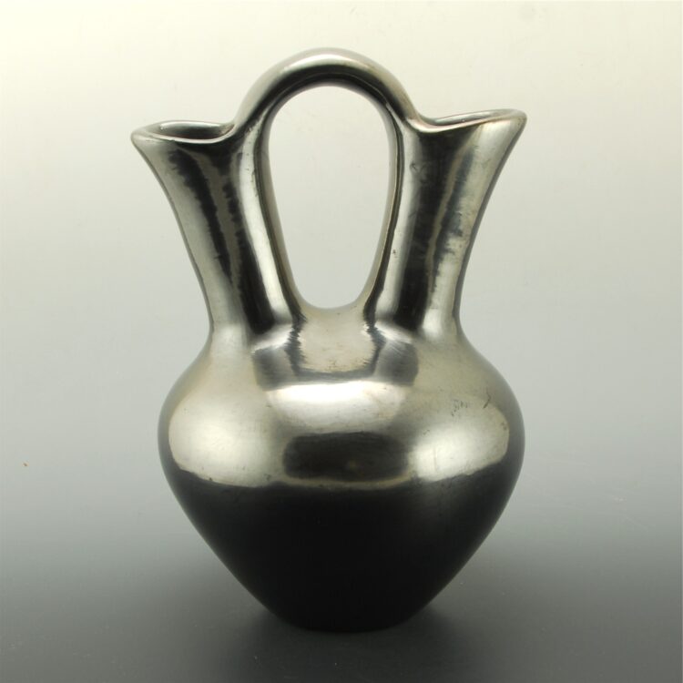 Martinez, Maria - Gunmetal Wedding Vase "Maria Poveka" - Image 3