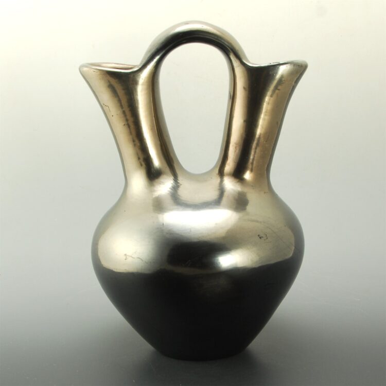 Martinez, Maria - Gunmetal Wedding Vase "Maria Poveka" - Image 6