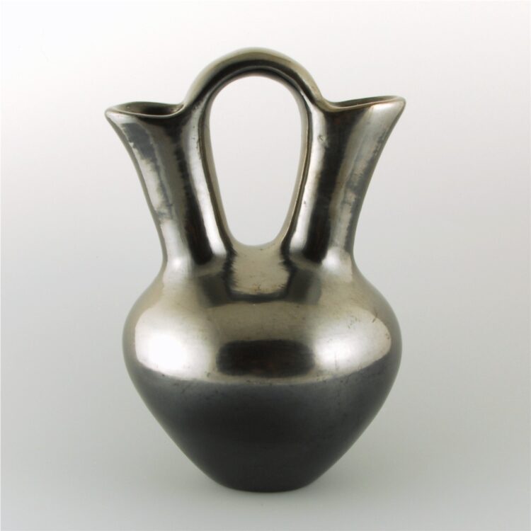 Martinez, Maria - Gunmetal Wedding Vase "Maria Poveka" - Image 2