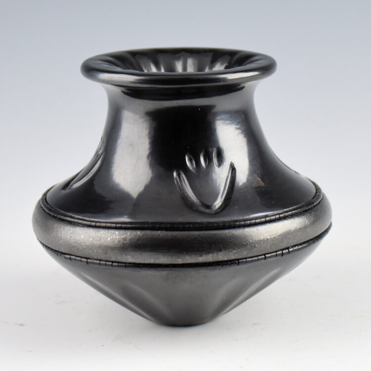 Sanchez, Russell  - Waterfall Rim, Gourd Base, Bear Paw Water Jar