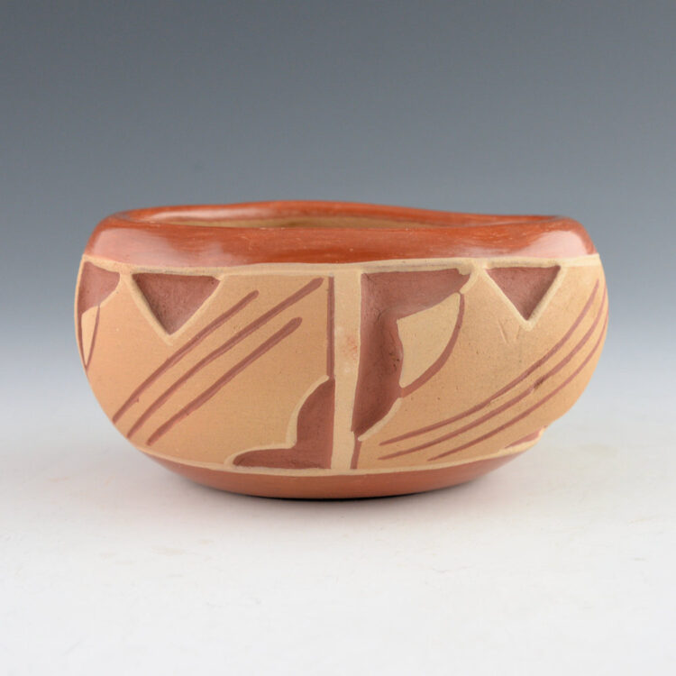 Montoya, Tomasita - Oval Carved Polychrome Bowl with Rain and Clouds (1960's) - Image 2