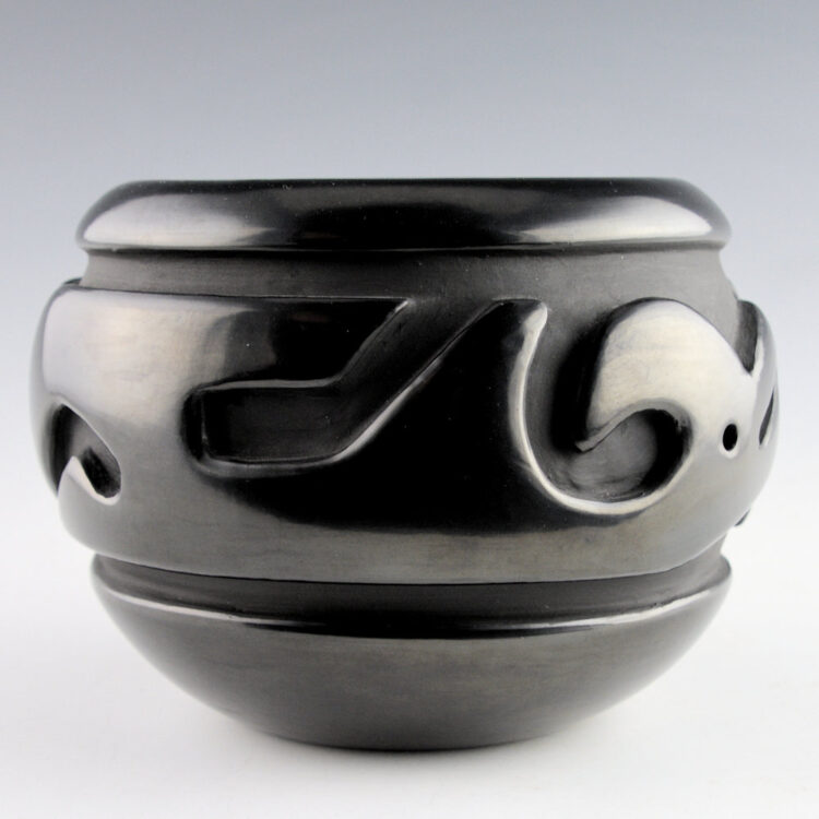 Tafoya, Linda & Lee Tafoya - Bowl with Carved Avanyu (1990s) - Image 2