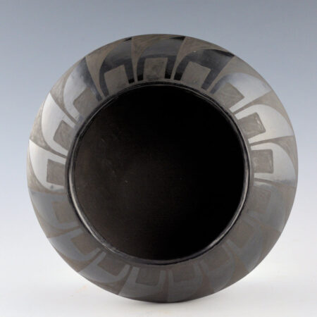 Alternative view of Pena, Juanita - Bowl with Feather Pattern (1920s)