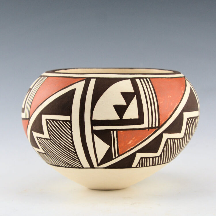 Lewis, Carmel - Bowl with Rain & Lightning Design (2016)