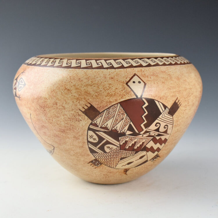 Naha, Nona - Bowl with Lizard, Turtle, Butterfly and Bird Desigsn
