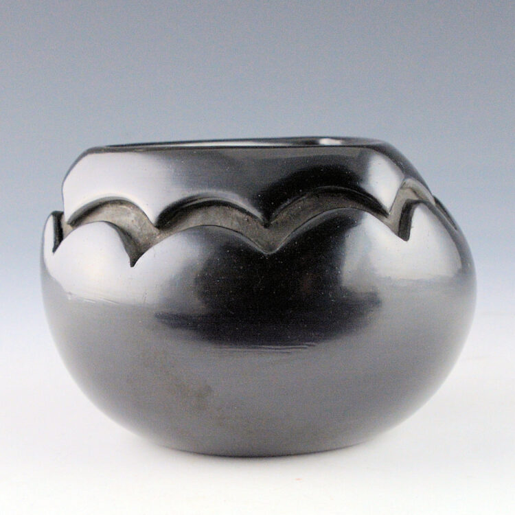 Tafoya, Phyllis - Bowl with Clouds and Triangle Opening (1980s) - Image 5