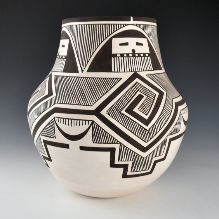 Sarracino, Myron - Large Jar with Rain Swirls and Longhair Katsinas