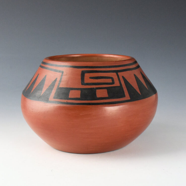 Roybal, Tonita - Black-on-Red Bowl with Mountain and Wind Design (1922-5) - Image 3