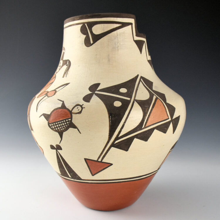 Medina, Elizabeth - Kiva Edge Jar with Koshari and Hummingbird (1980s) - Image 4