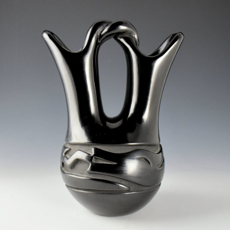 Naranjo, Elizabeth - Wedding Vase with Carved Avanyu (1980s)