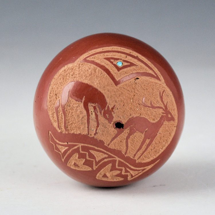 Gutierrez, Mary - Pojoaque Seedpot with Deer and Turquoise (1980s)