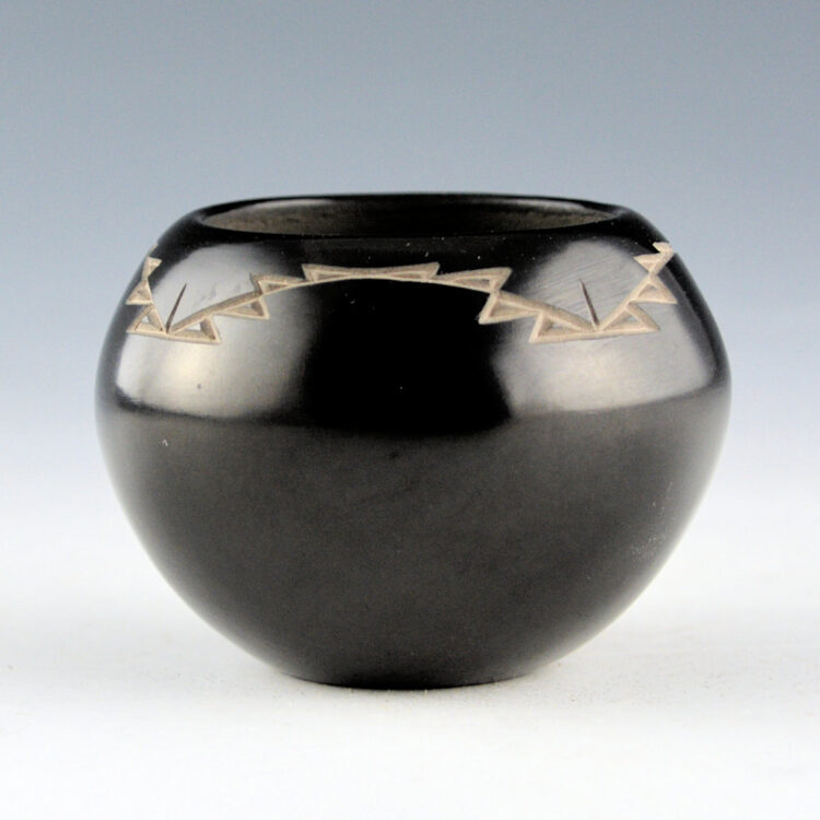 Harvier, Andrew & Judy (Nana Kaa) -Small Bowl with Incised Clouds (1990s)