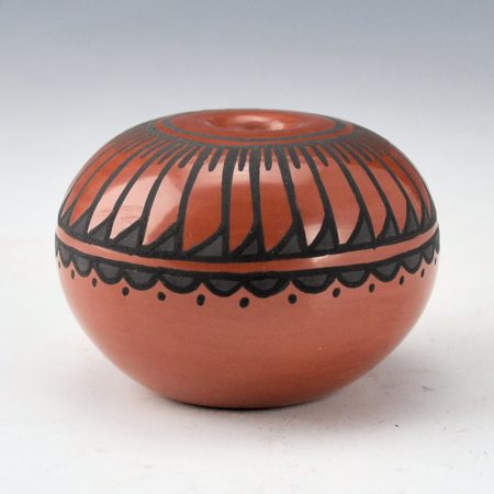Vigil, Minnie - Red Polychrome Seedpot with 35 Feathers