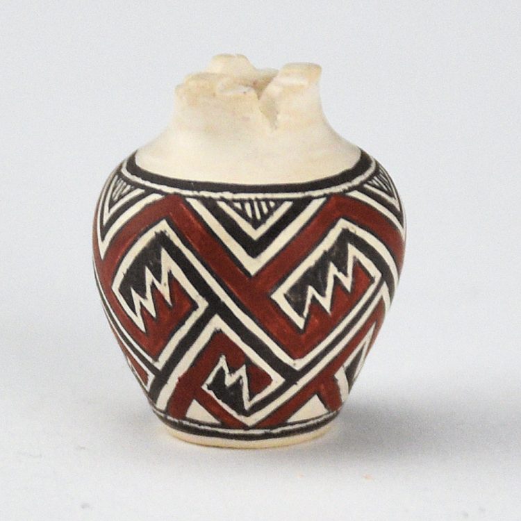Natseway, Thomas - Mini Kiva Rim Jar with Lightning Pattern