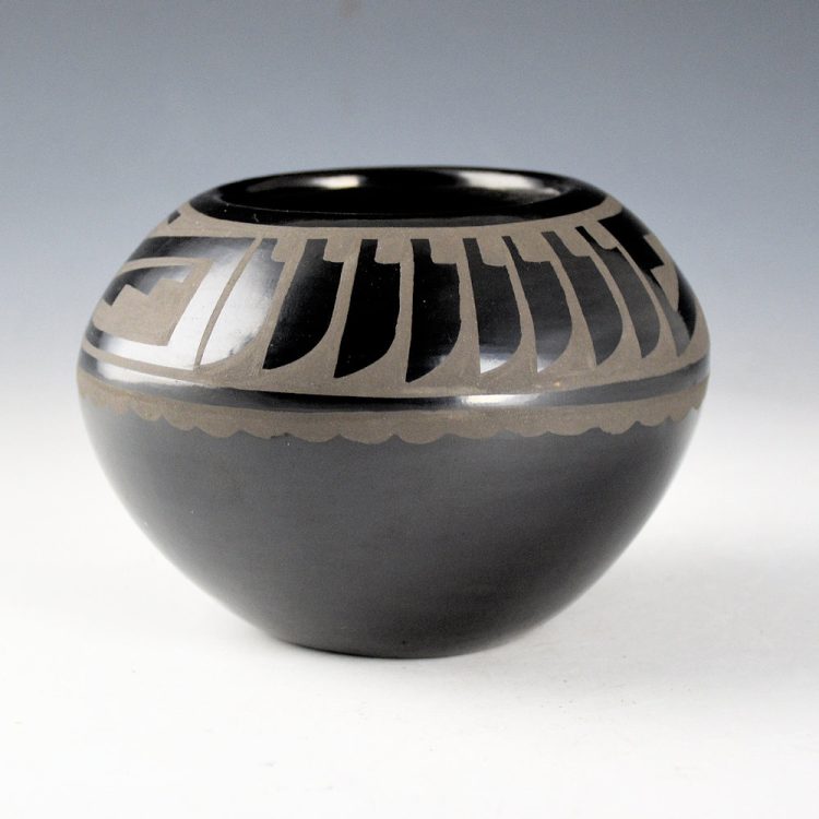 Gutierrez, Kathy - Black Bowl with Feather and Lightning Design