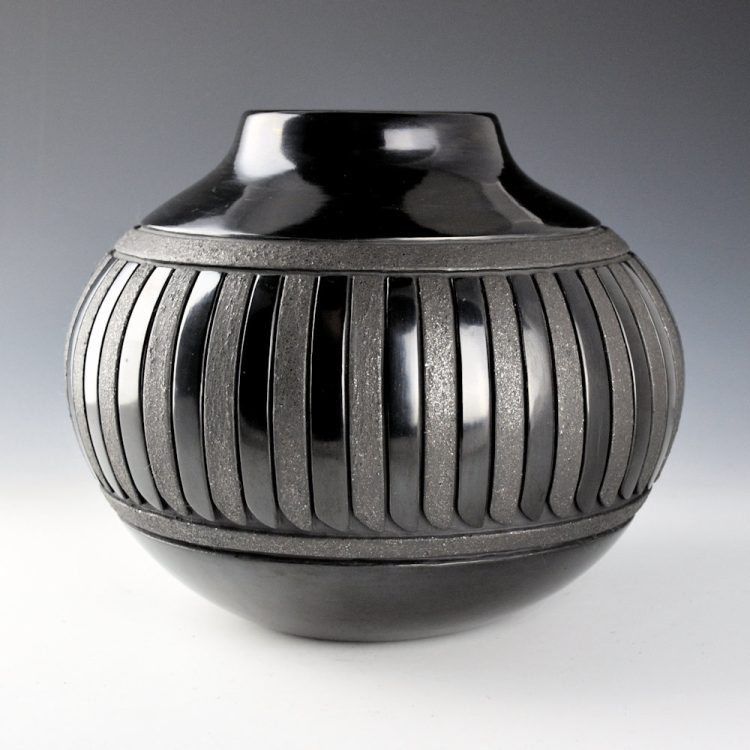 Tafoya-Sanchez, Linda - Large Oval Jar with 60 Carved Feathers