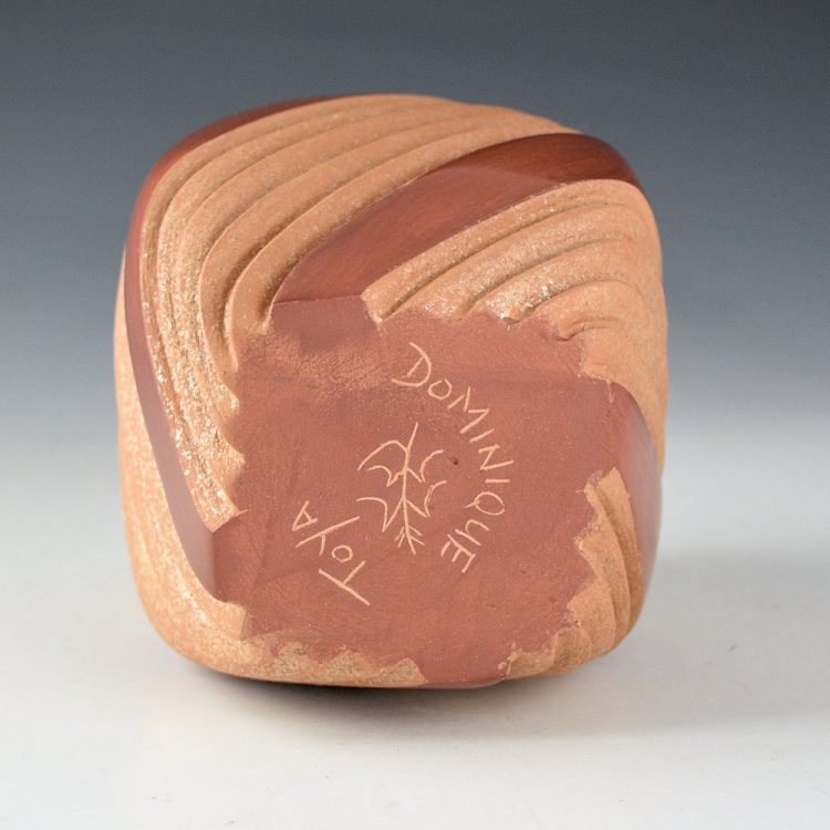 Toya, Dominique - Polished Red and Mica Swirl Ribs Square Jar - Image 4