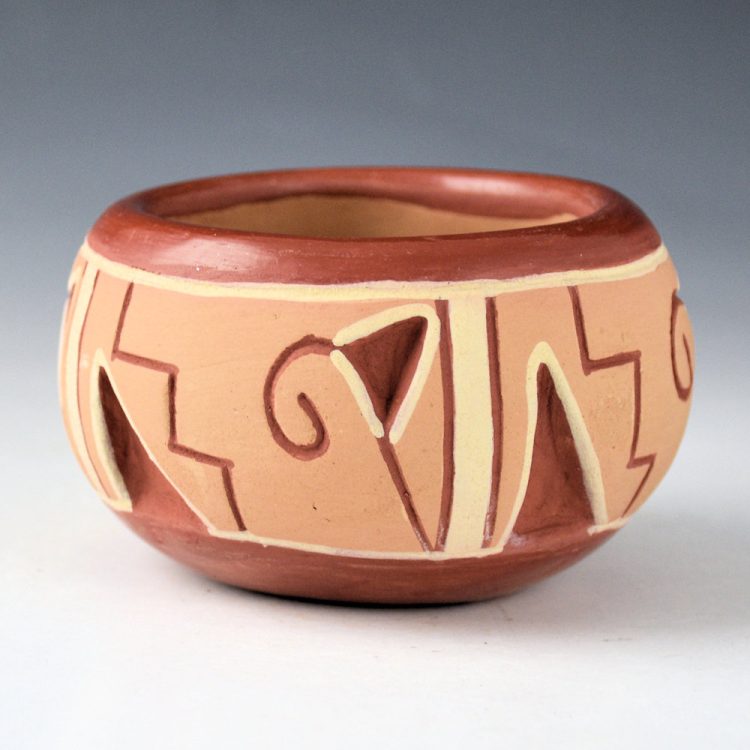 Montoya, Tomasita - Polychrome Bowl with Rain and Flower Designs (1960's) - Image 4