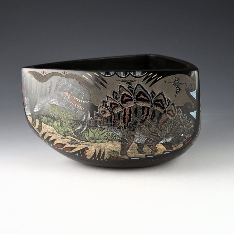 Tafoya, Jennifer - "Just Around the Corner" Three-Sided Bowl - Image 6