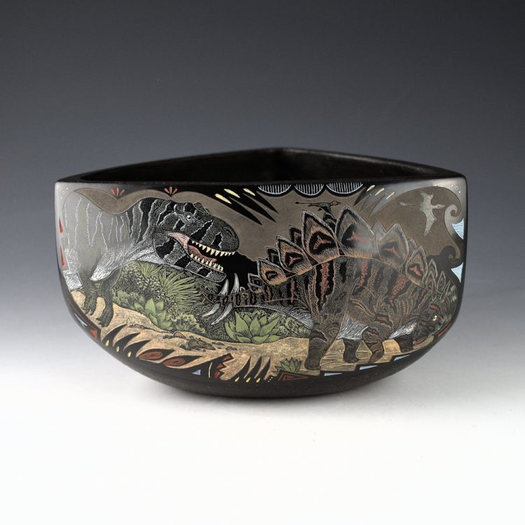 Tafoya, Jennifer - "Just Around the Corner" Three-Sided Bowl - Image 5