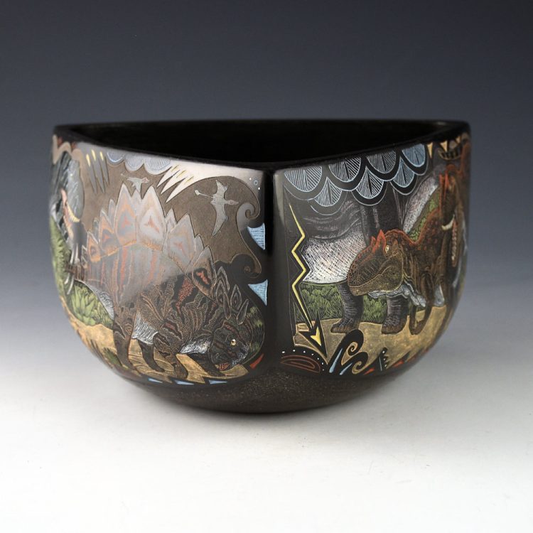 Tafoya, Jennifer - "Just Around the Corner" Three-Sided Bowl - Image 3