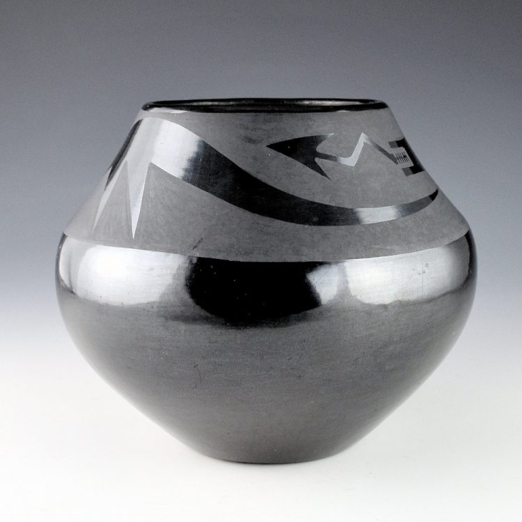 Martinez, Maria - Black-on-Black Jar with Avanyu, "Marie + Julian" (1930's) - Image 4