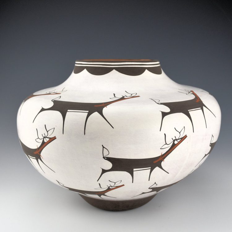 Peynetsa, Anderson - 12" Wide Olla with 18 Heartline Deer and Cloud Rim - Image 4