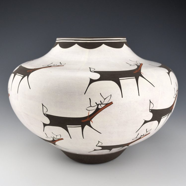 Peynetsa, Anderson - 12" Wide Olla with 18 Heartline Deer and Cloud Rim