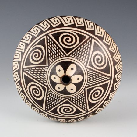 Alternative view of Naha, Helen "Feather Woman" - Awatovi Star Seed Jar (1970s)