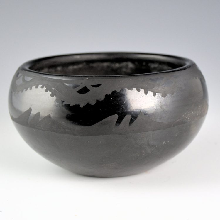 Pena, Juanita & Tony - Bowl with Avanyu (1920s) - Image 3