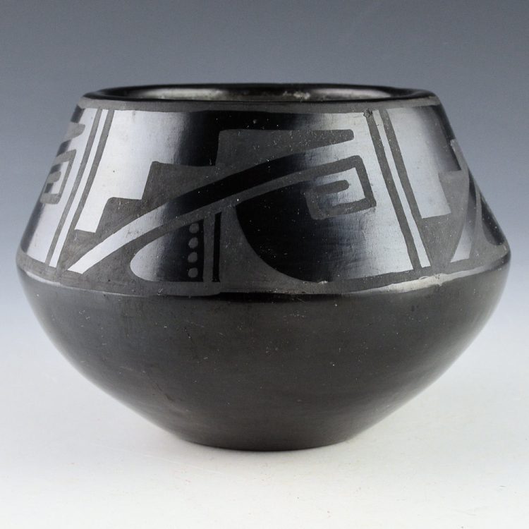 Sanchez, Angelita - Jar with Rain and Mountain Designs (1970s)