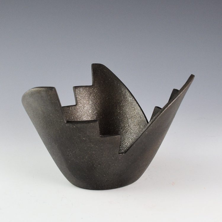 Yazzie, Angie - Black-Fired Micaceous Kiva Step Bowl (2024) - Image 3