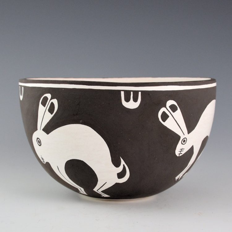 Lewis, Carmel  - Bowl with Four Mimbres Rabbits (2003) - Image 4