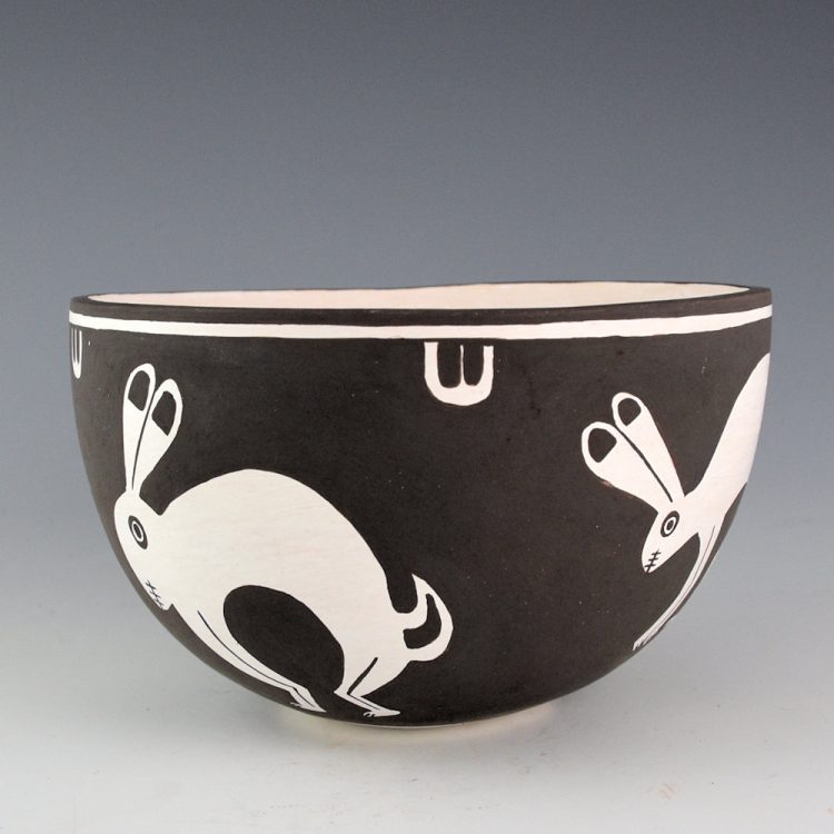 Lewis, Carmel  - Bowl with Four Mimbres Rabbits (2003) - Image 3