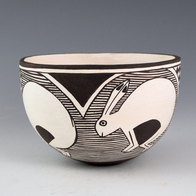 Lewis, Carmel  - Bowl with Four Mimbres Rabbits (2003) - Image 3