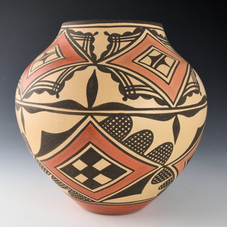 Medina, Elizabeth - Four Color Jar with Star and Flower Designs