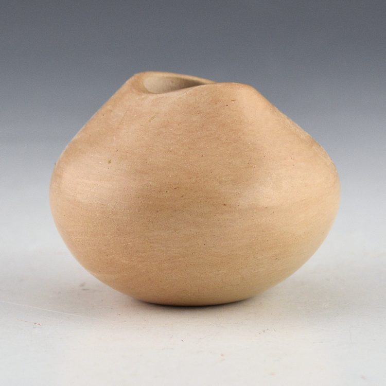 Nampeyo, Iris - Small Jar with Raised Ear of Corn (1990s) - Image 3