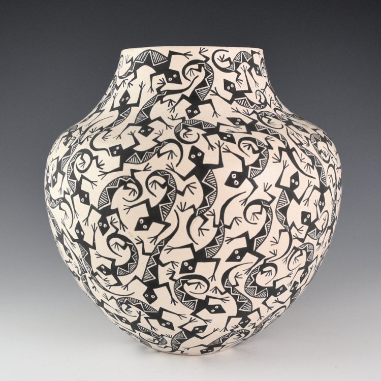 Aragon, John - Large Jar with Mimbres Lizards (2000) - Image 5