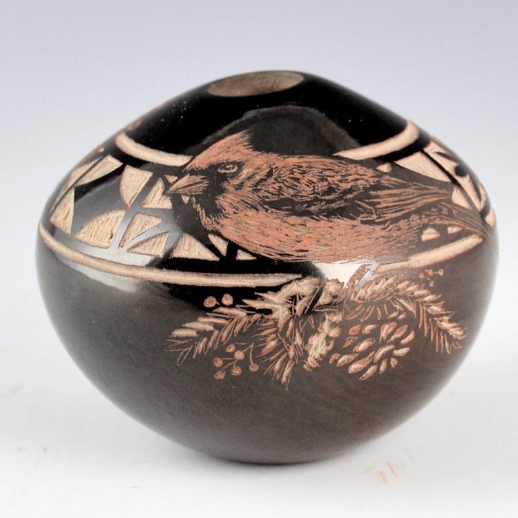 Naranjo, Johnathan - Small Jar with Three Cardinals (2024) - Image 3