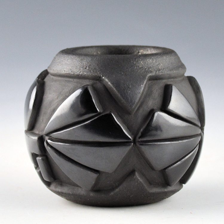 Youngblood-Lugo, Joseph - "First Light" Carved Jar - Image 3