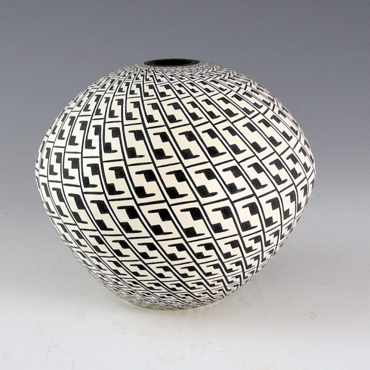 Estevan, Paula - Bowl with "Op-Art" Lightning Design