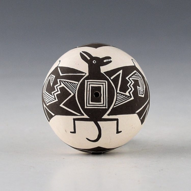 Natseway, Thomas - Seedpot with Mimbres Bat (1985)