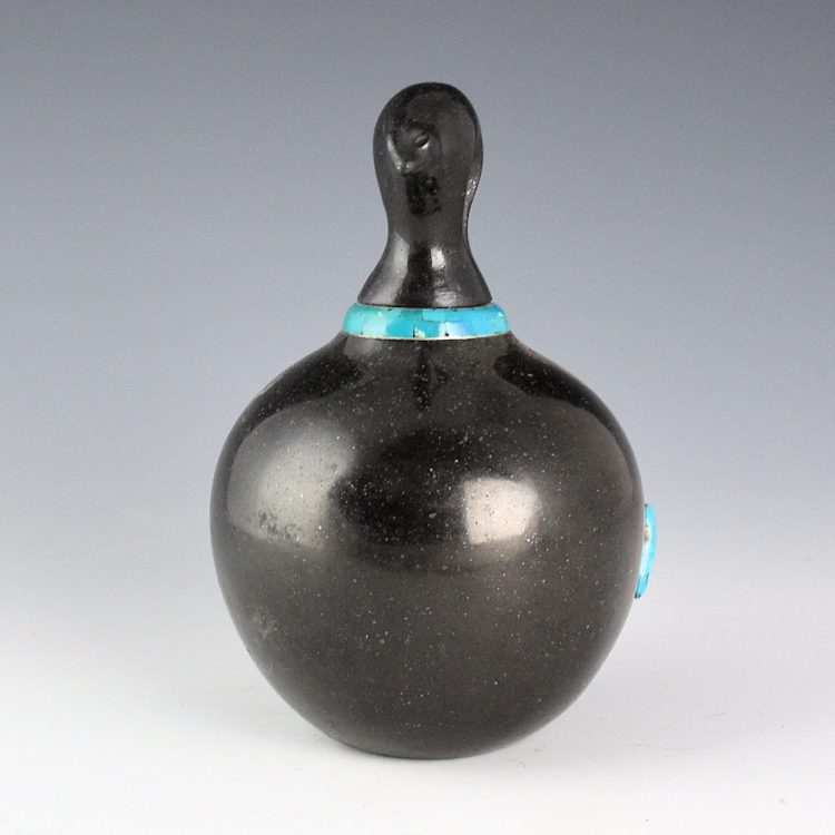 Gonzales, Tse-Pe - Black-and-Sienna Jar with Bear Lid, Turquoise (1990s) - Image 3