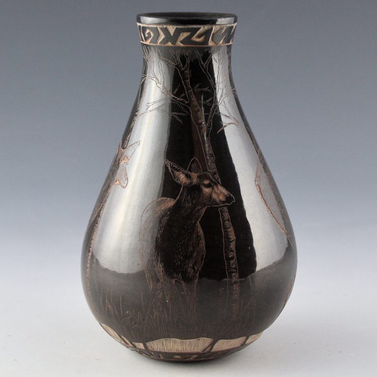 Naranjo, Johnathan - "Winter Stillness" Jar with Three Deer (2024) - Image 6