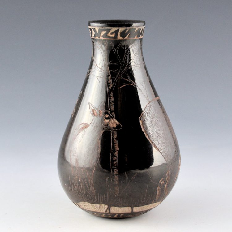 Naranjo, Johnathan - "Winter Stillness" Jar with Three Deer (2024) - Image 2