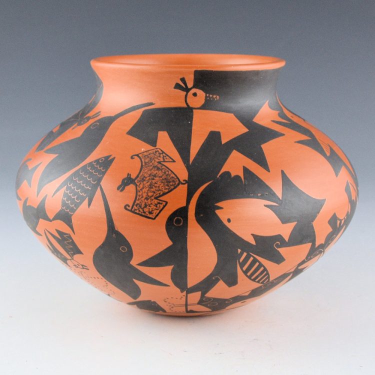 Tahbo, Mark  - Wate Jar with Reverse Painted Animals (2011)