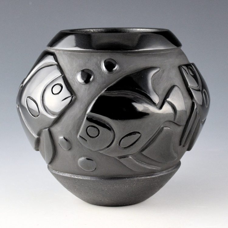 Youngblood, Christopher - "An Ocean of Angels" Jar with Five Angelfish