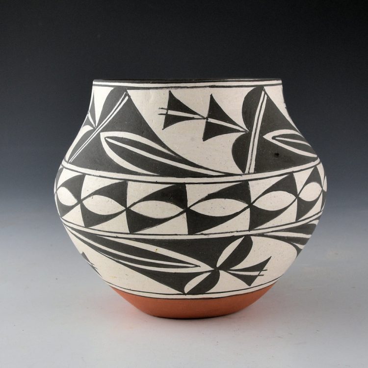 Cheromiah, Lee Ann - Laguna Water Jar with Raincloud Designs (2009)