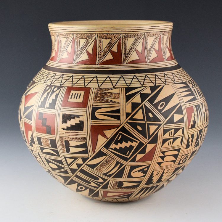 Huma, Rondina - Water Jar with Geometric Designs (1990s)